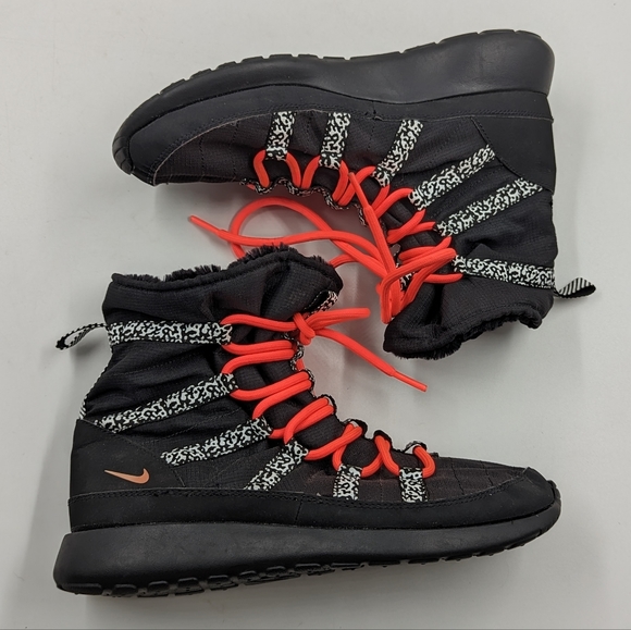 NIKE Roshe Run Black Nylon Lace Up Running Sneaker Boots Youth Sz 6 / Wmn's Sz 8 - Picture 11 of 14